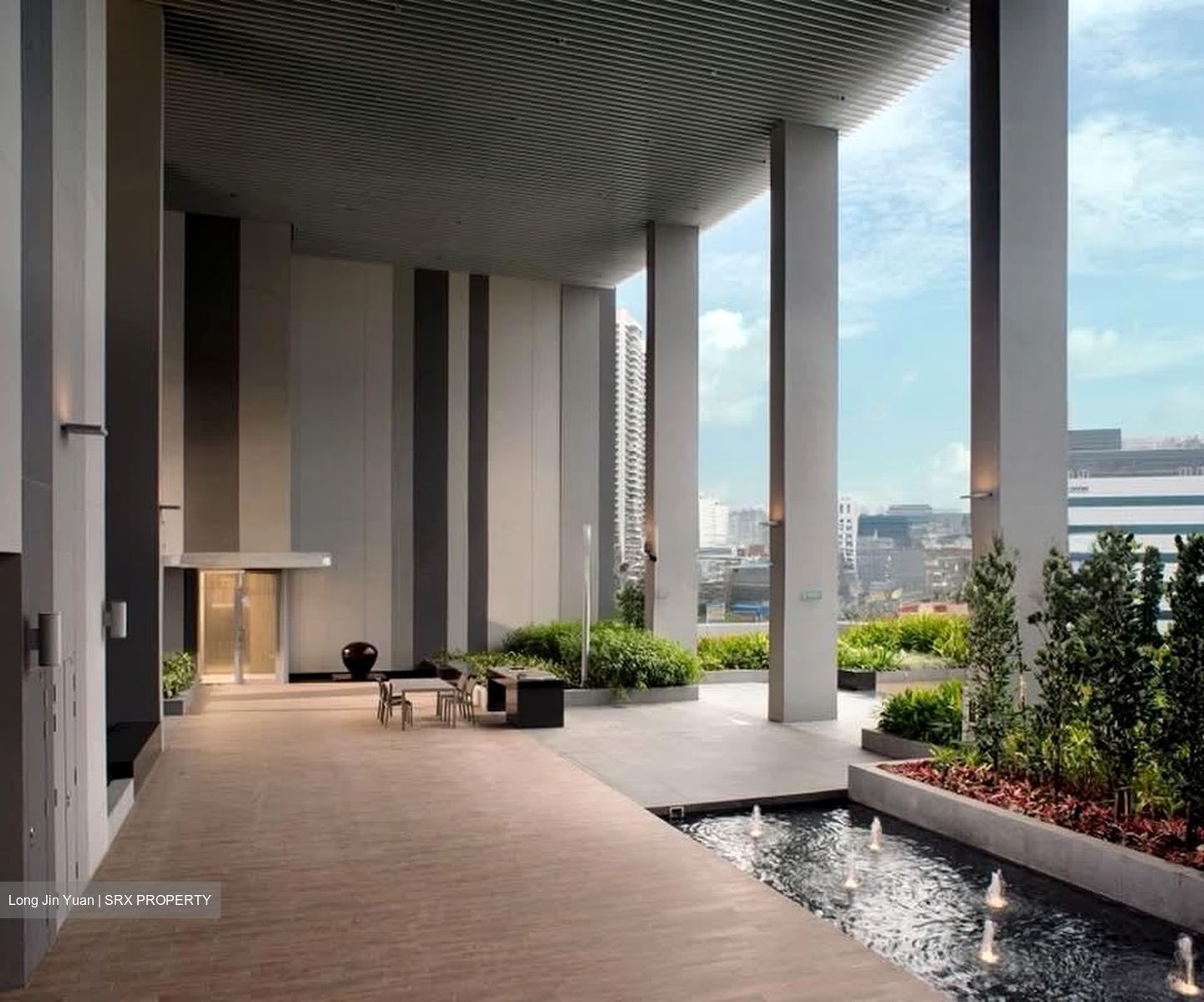 Arc 380 (D8), Office #605796631